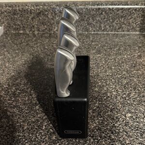Farberware Silver and Black Knife Set